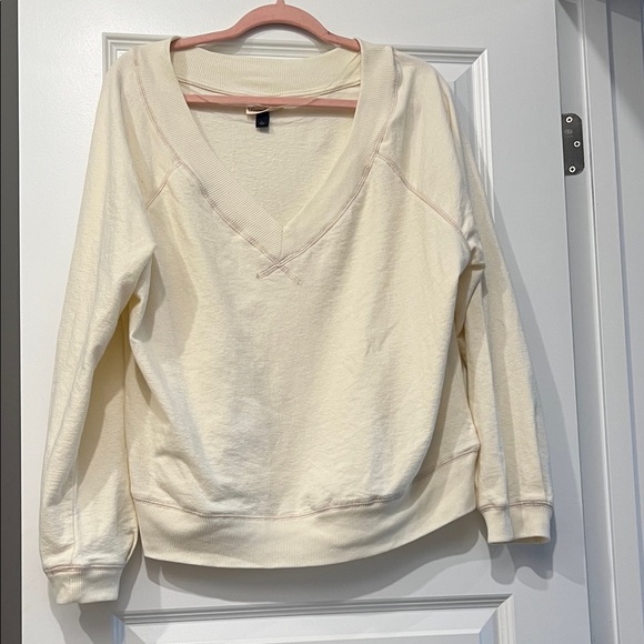 Universal Thread | Tops | Universal Thread Cream Knit Top | Poshmark